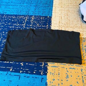 Basic Black Oversized Tube Top!